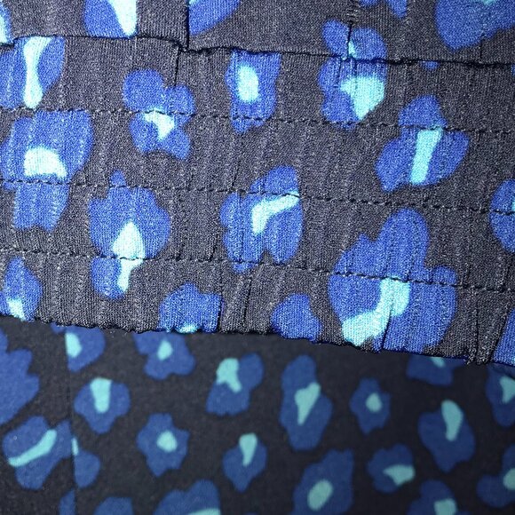 IMAN 2XL BLUE AND BLACK FAUX ANIMAL PRINT PANTS - Picture 9 of 9